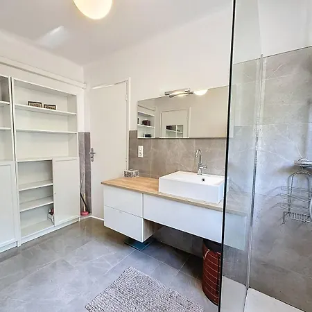 Mia2 - 3 Pieces Avec Terrasse Канны
